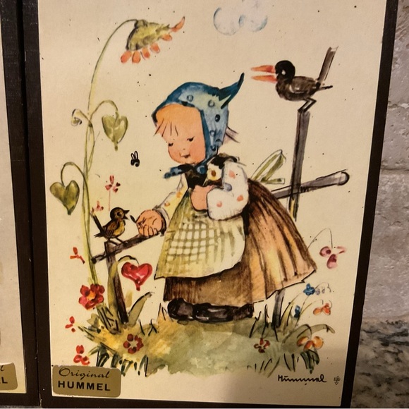 Hummel Original Art Plaques with Vibrant Illustrations Set of 3 - Picture 4 of 5